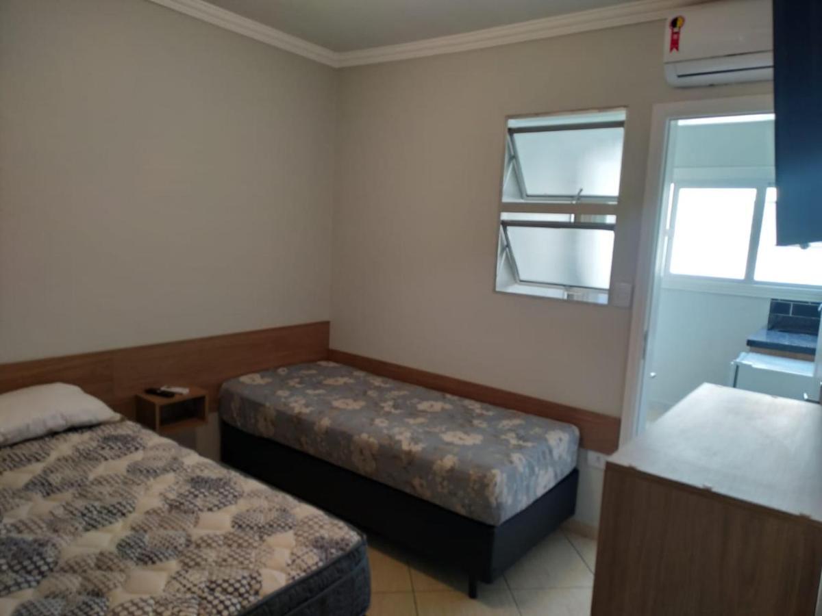 Kitnet Asturias 51B No Ed. Guariata, Proximo A Praia Das Asturias Em Guaruja Guarujá Exterior foto